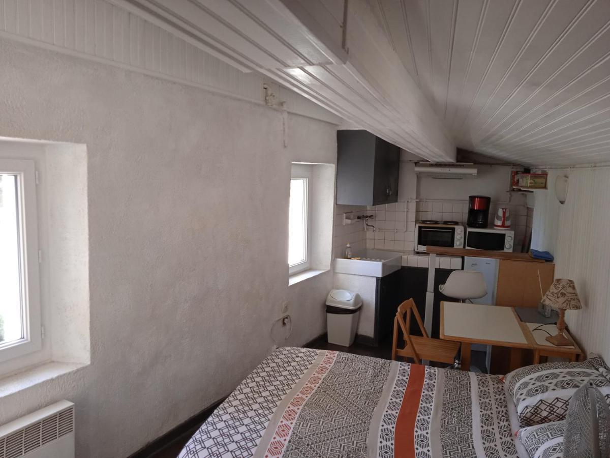 Le Nid D'Oiseau De St Victor / St Victor'S Bird'S Nest Apartment Marseille Bagian luar foto